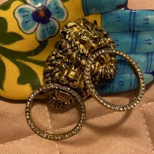 Don’t be Lion to me earrings